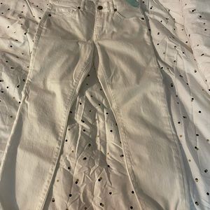 LOFT WHITE JEANS NEVER BEEN WORN NEW WITH TAGS